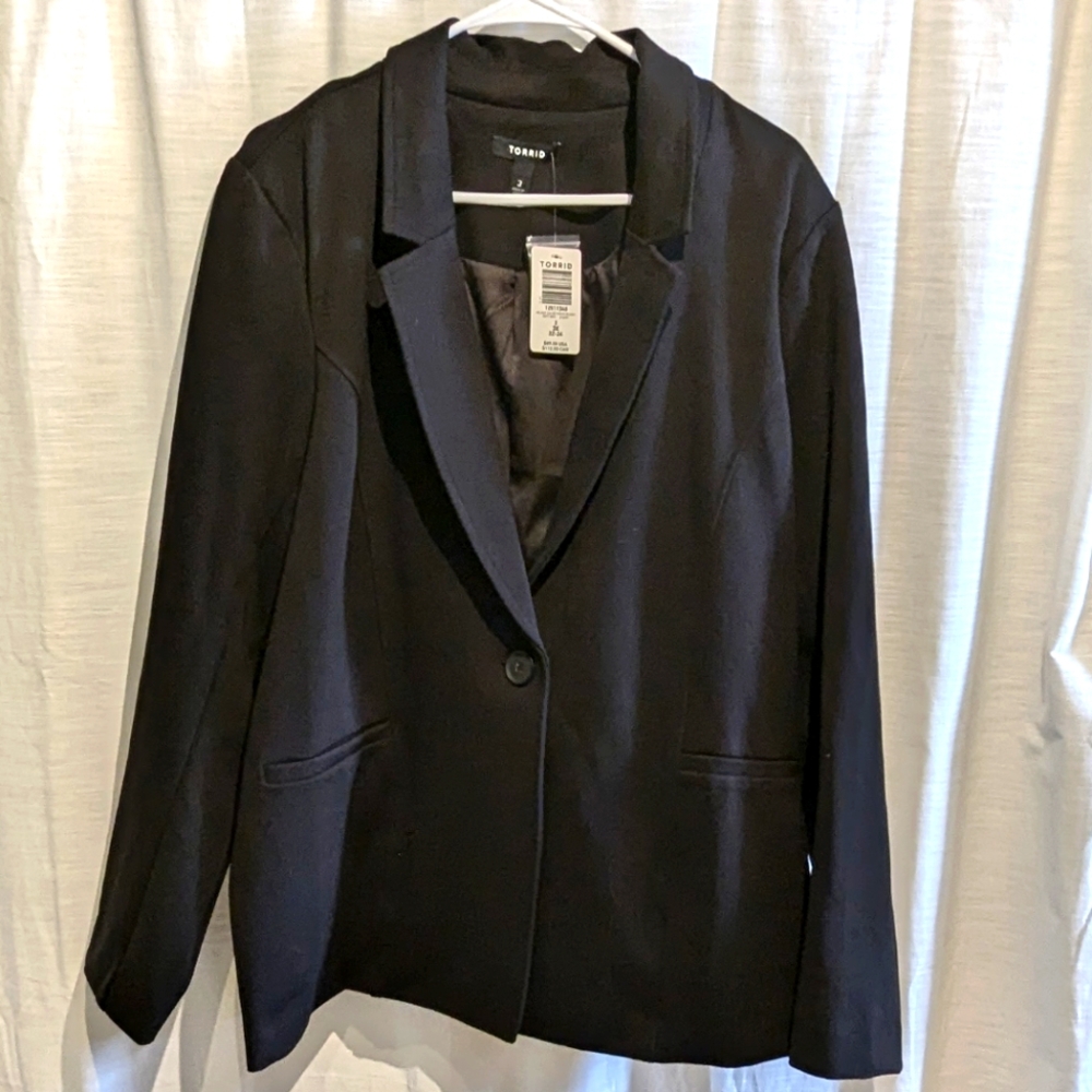 A7 Torrid Size 3 Blazer NWT